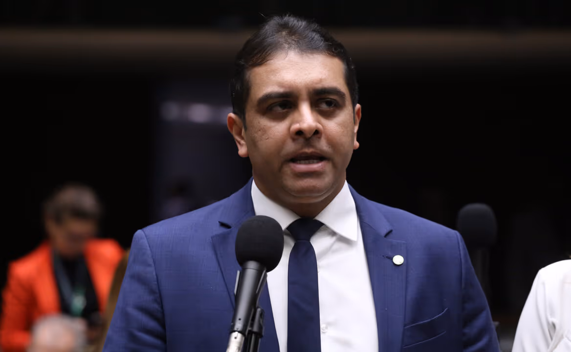 PL obriga instalação de banheiros unissex em locais públicos