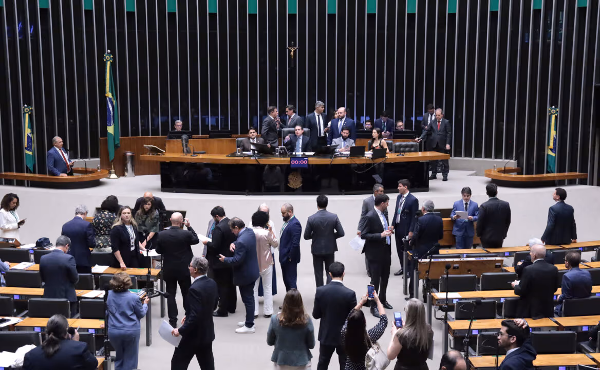 “Impunidade”, diz TI Brasil sobre minirreforma eleitoral da Câmara