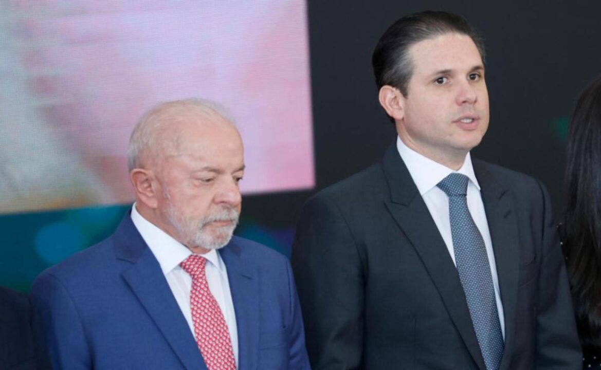 Câmara fecha acordo para reduzir jornada de 44h para 40h em um ano