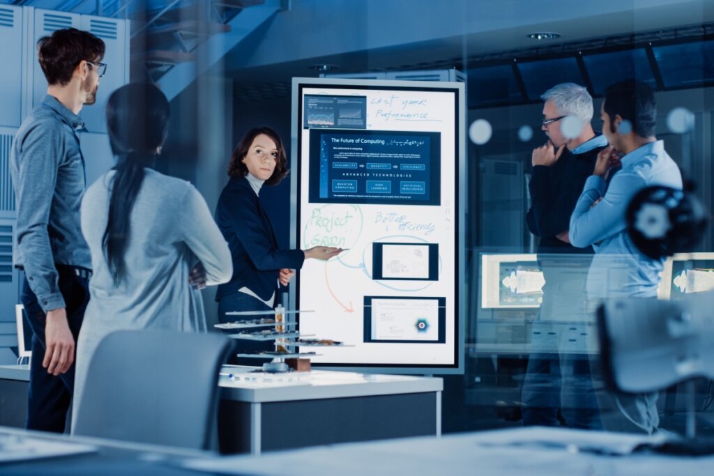 5 sinais de que a tecnologia da empresa está gerando custo em vez de eficiência