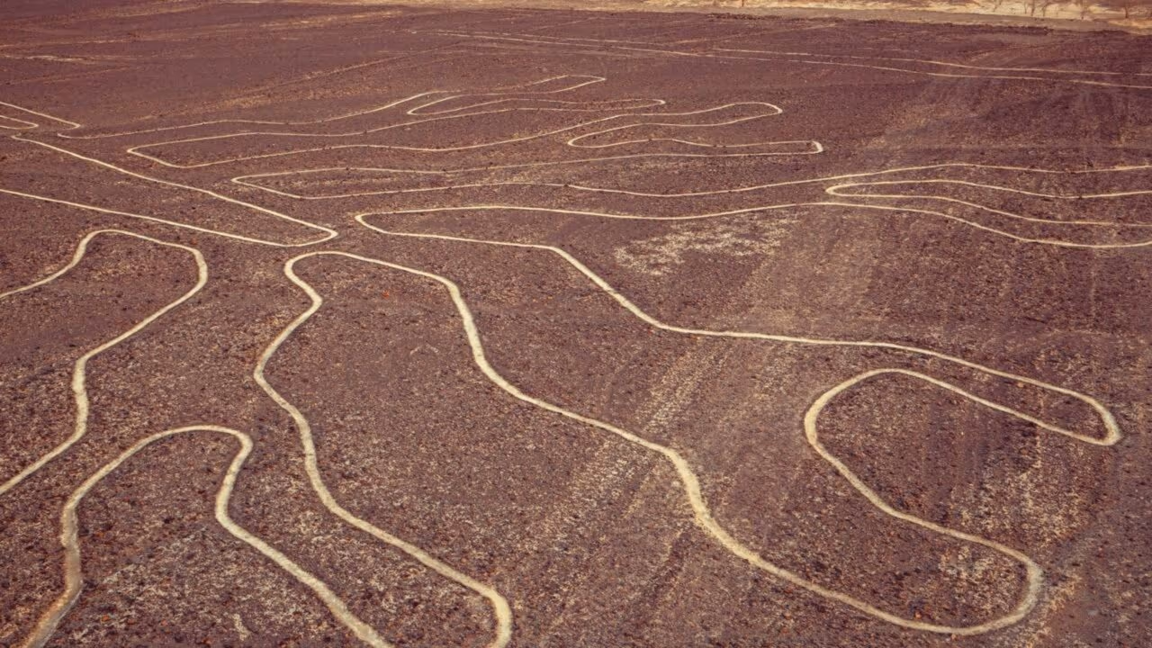 Mais de 300 geoglifos escondidos no deserto de Nazca foram revelados por inteligência artificial quase 2 mil anos depois