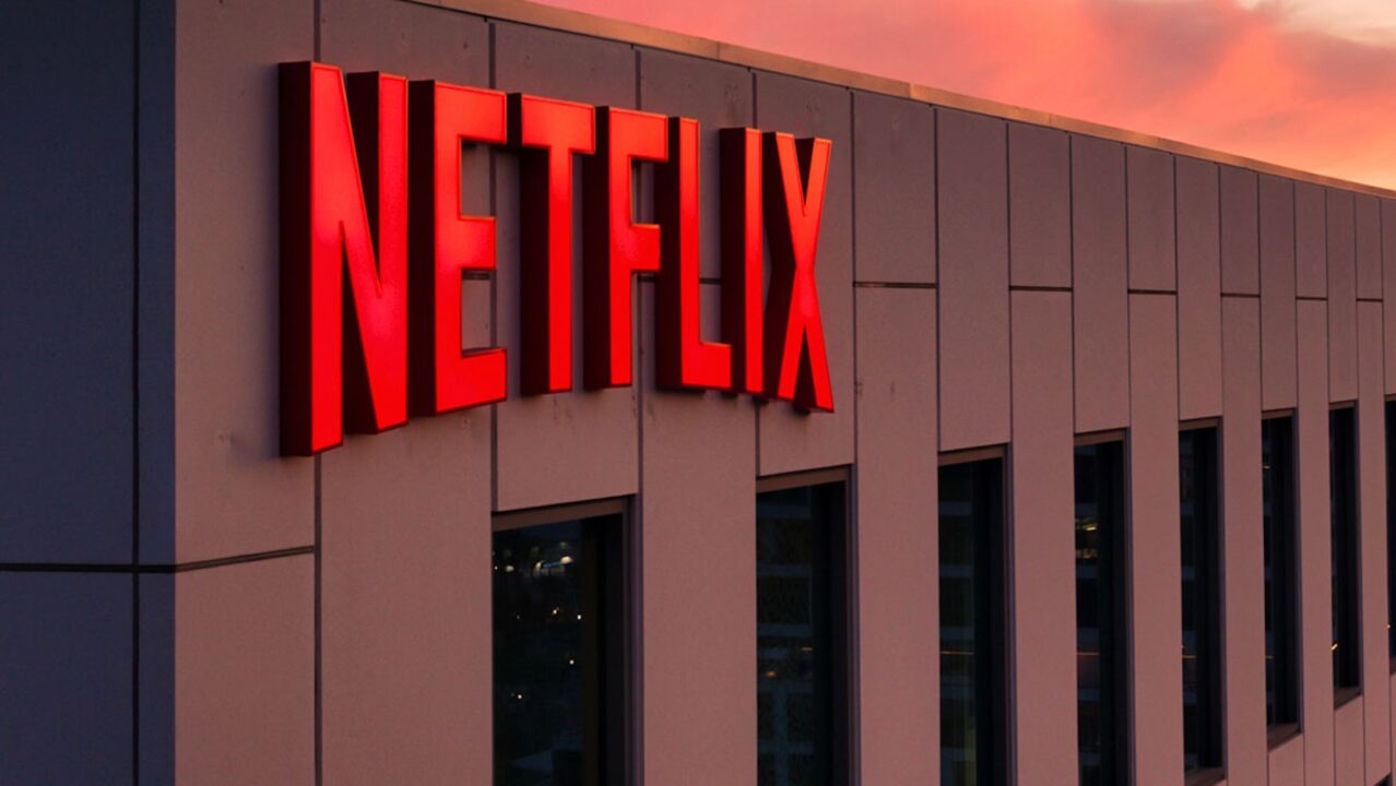 Netflix instala câmeras em casas brasileiras para pesquisa inédita