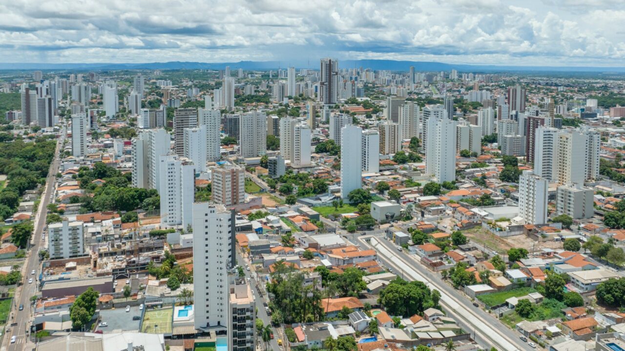 Essa é a cidade mais quente do Brasil, onde o calor molda a rotina