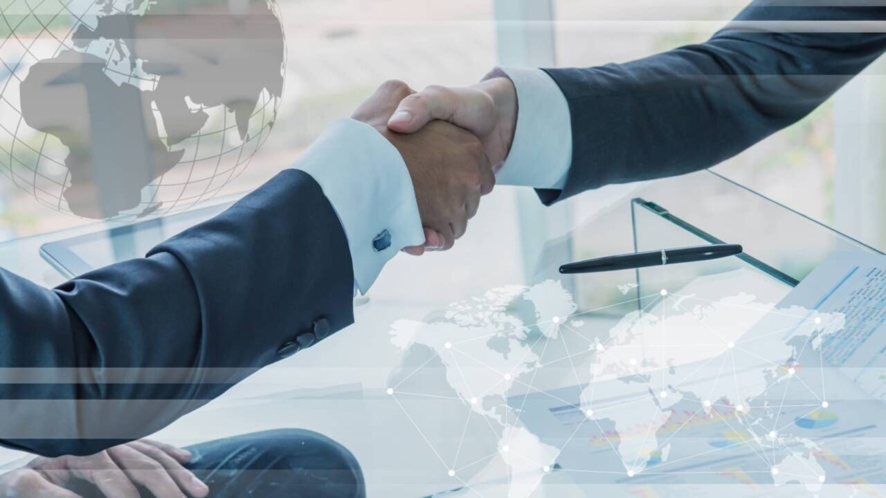 A palavra de 5 letras que pessoas com alta inteligência emocional usam no trabalho para desarmar conflitos em segundos