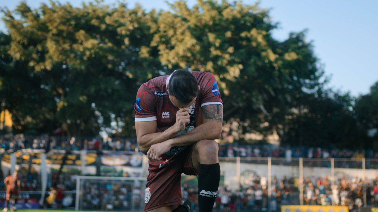Netflix investe em série sobre o futebol de várzea brasileiro
