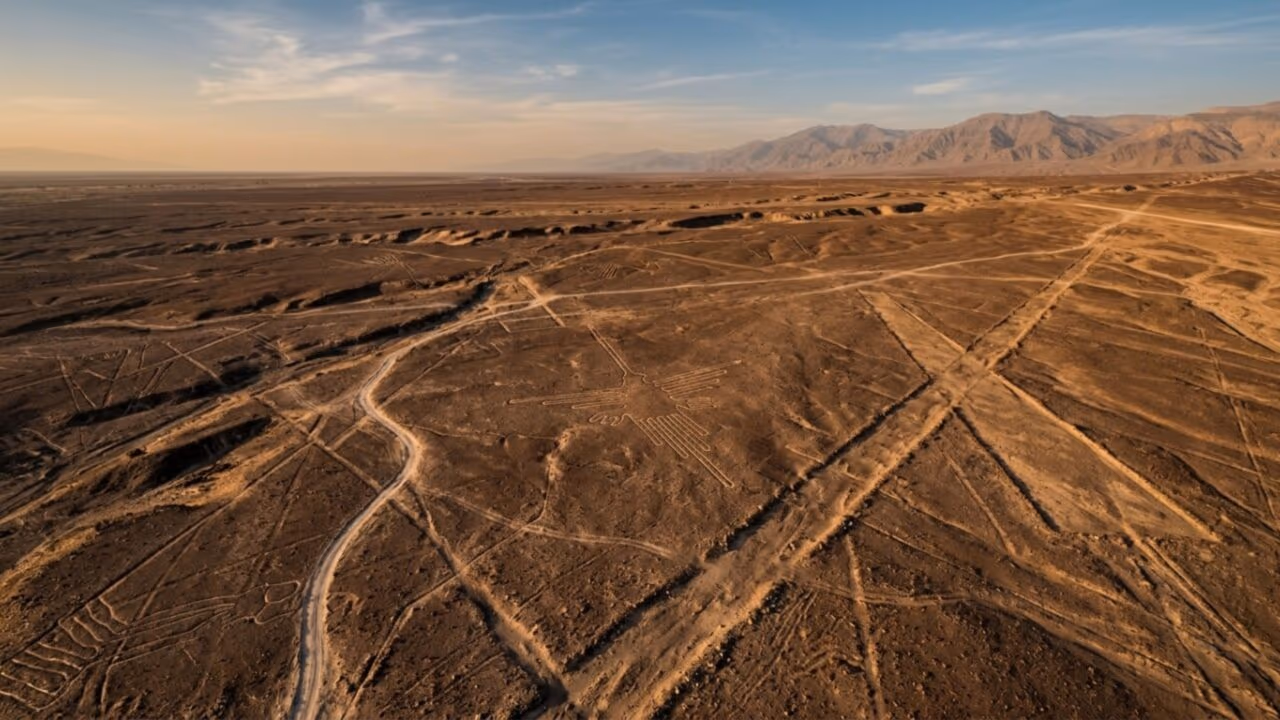 Como uma civilização antiga criou linhas quase perfeitas no deserto do Peru sem tecnologia moderna conhecida
