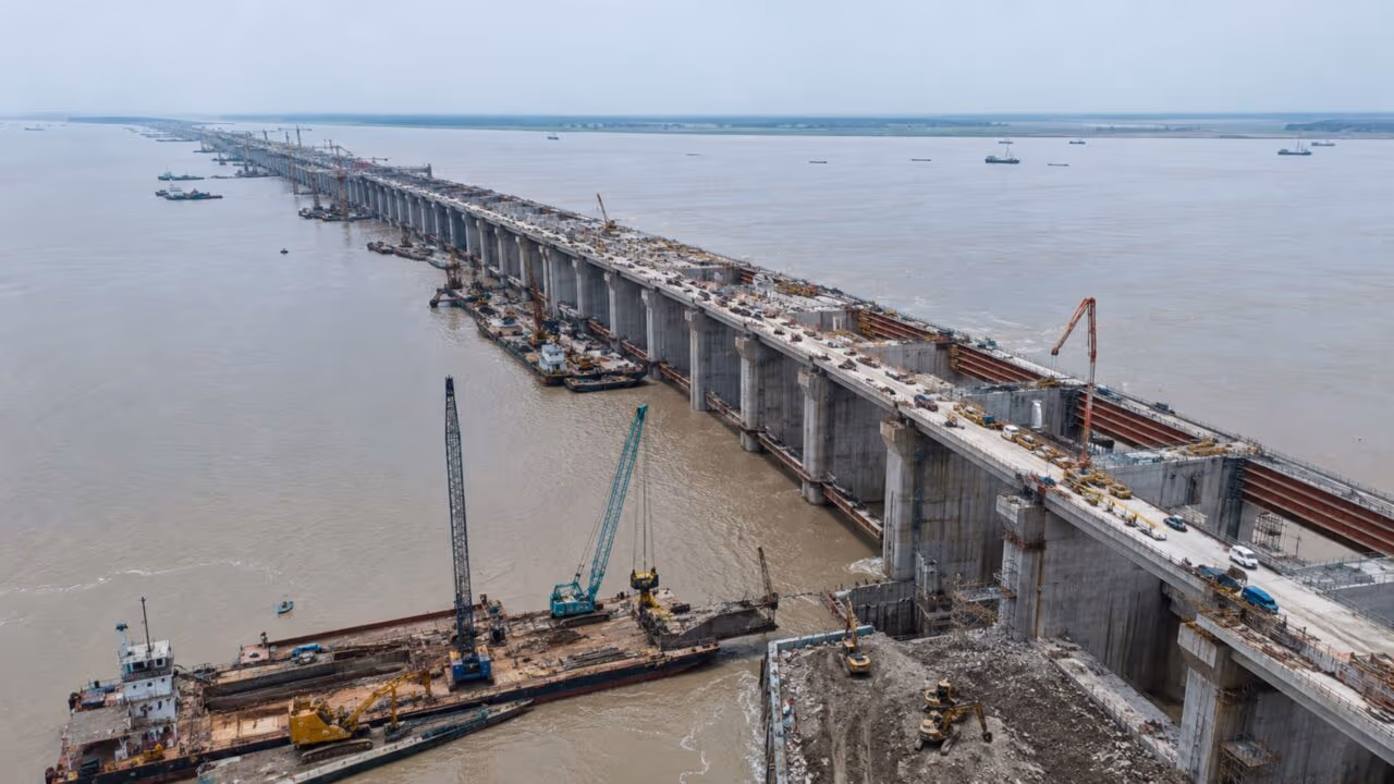 Bangladesh aprovou uma megabarragem no rio Padma de 1,3 milha para ajudar até 70 milhões de pessoas