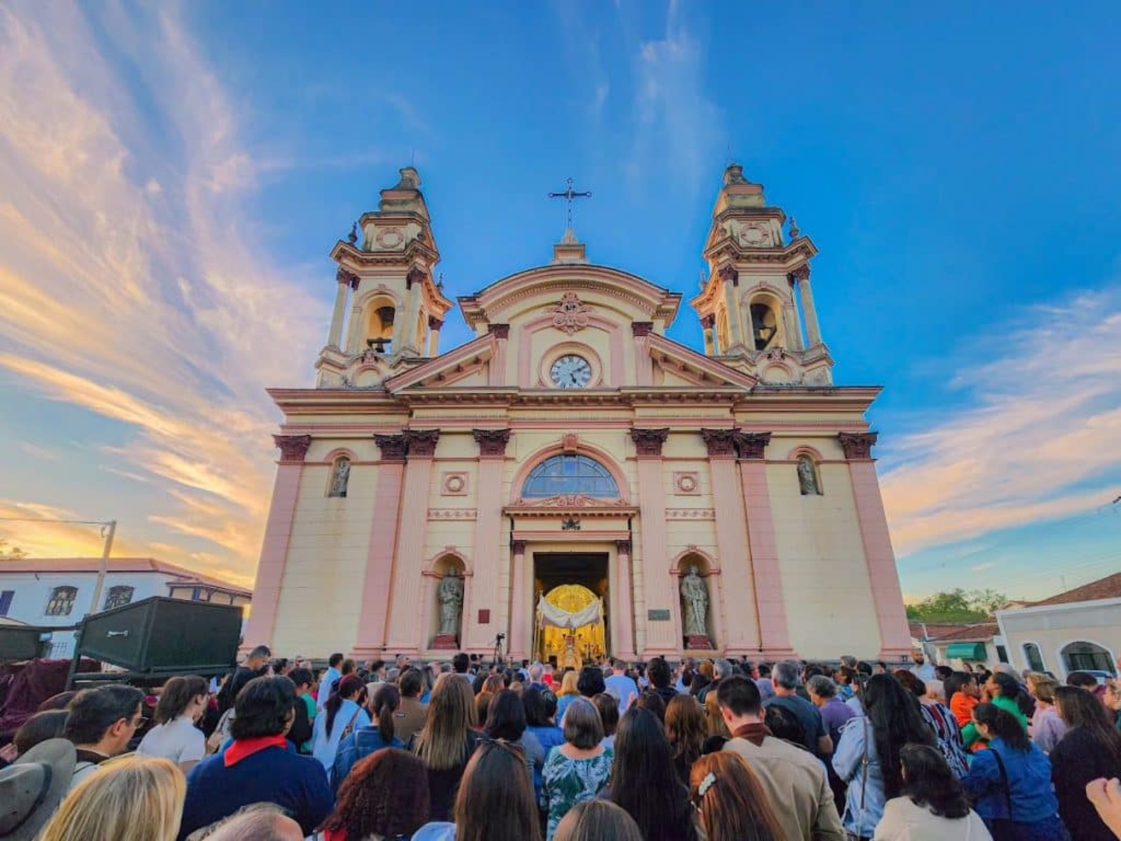 Corpus Christi mobiliza cidades paulistas com fé, tradição e cultura