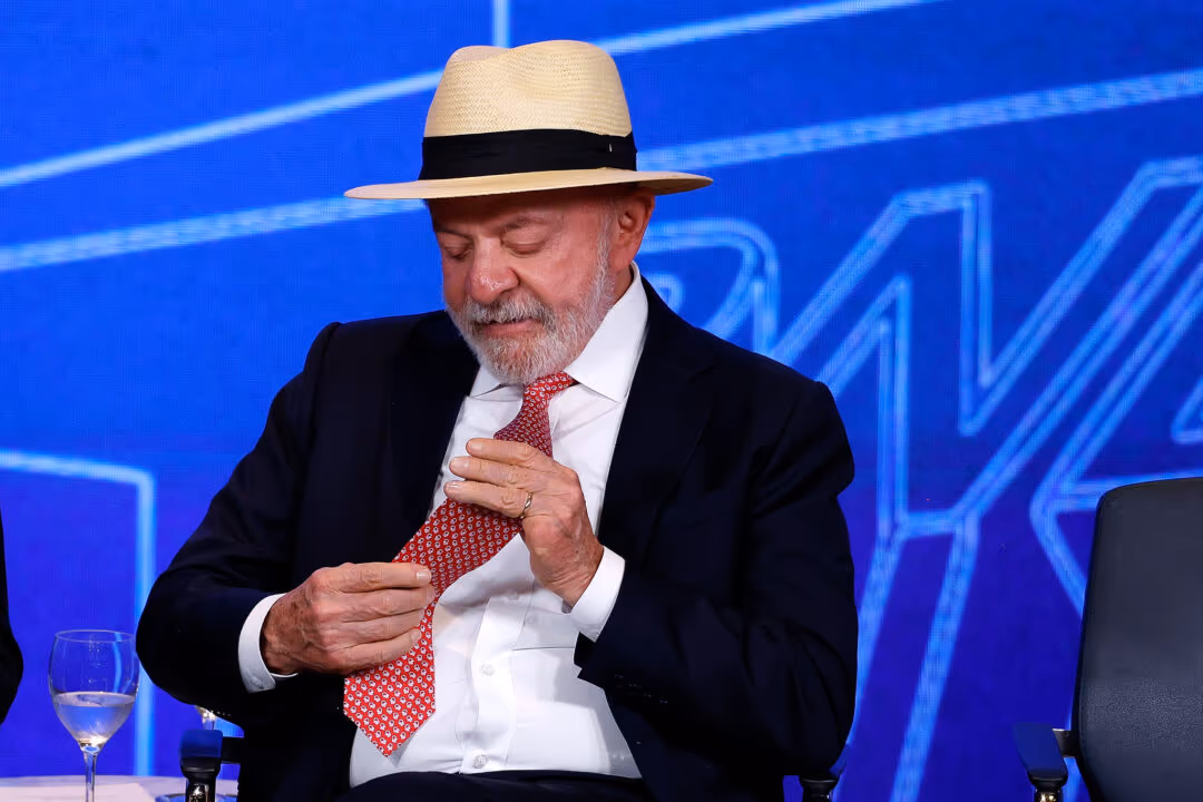 Desaprovação de Lula cai para 37% no Lulômetro
