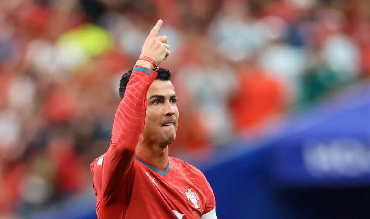 Cristiano Ronaldo acusa Jorge Jesus de faltar com a palavra