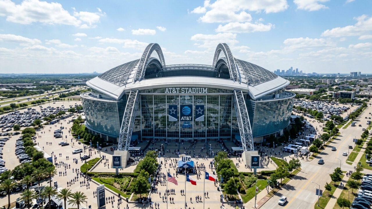 A colossal arena de 80 mil lugares com telão suspenso de 49 metros foi selecionada para receber os grandes jogos da Copa do Mundo de 2026