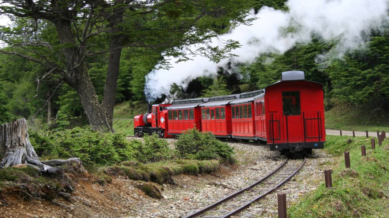 Após anos de abandono, um trem histórico volta a atividade e ainda terá as passagens gratuitas