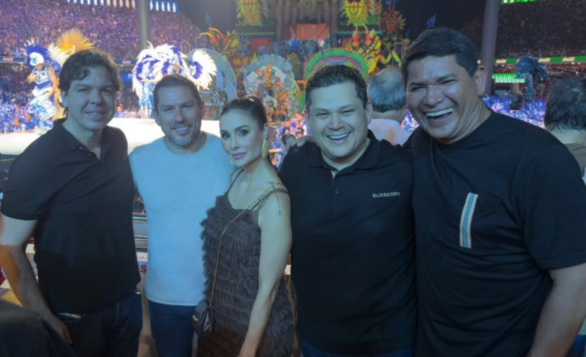 A dancinha de Alcolumbre em Parintins