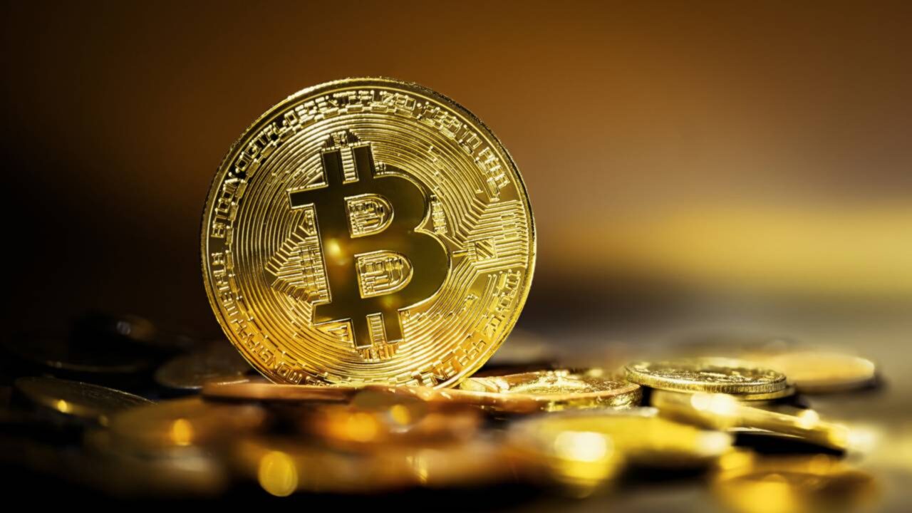 Homem que perdeu senha da carteira Bitcoin enquanto estava chapado consegue recuperar $400.000 usando a Claude AI após 11 anos de bloqueio