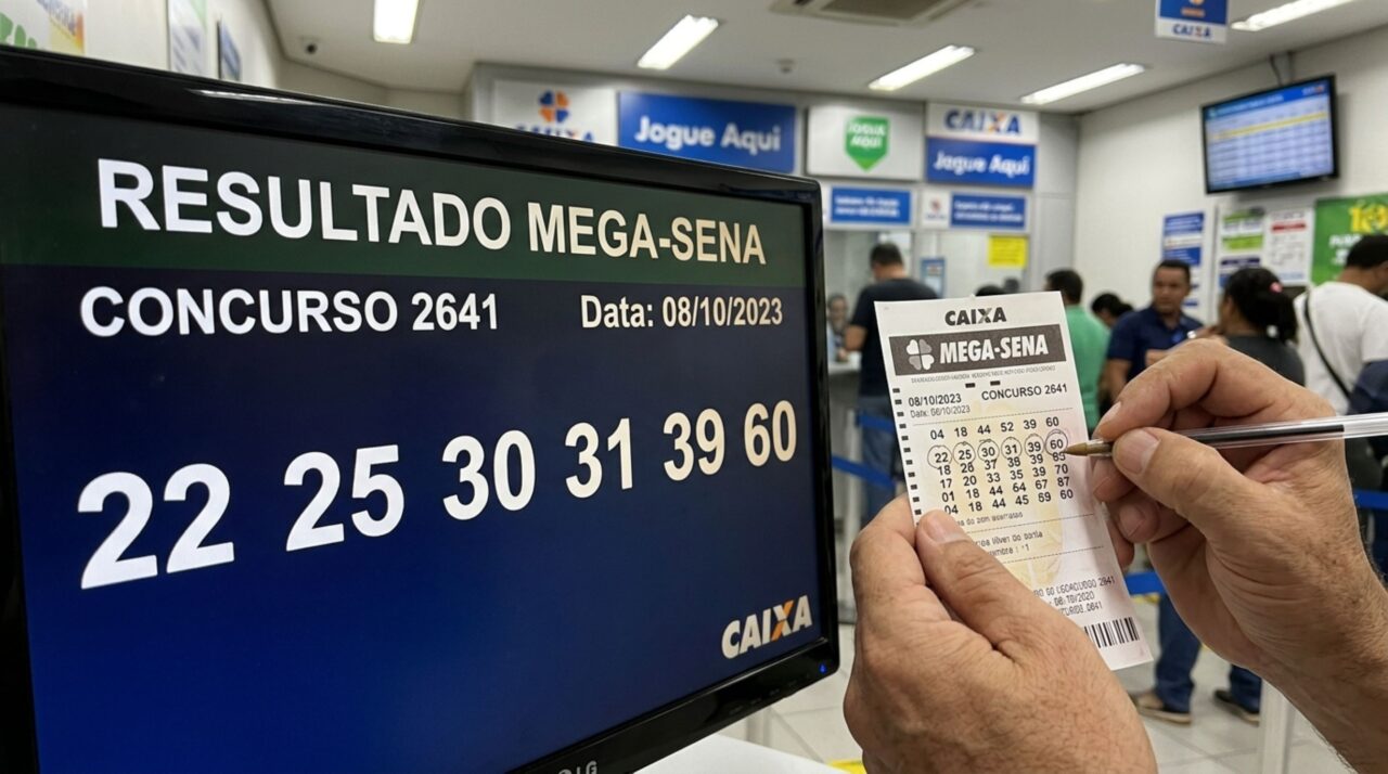 Caixa Econômica Federal comunica a todos os apostadores da Mega-Sena nesta quinta-feira.