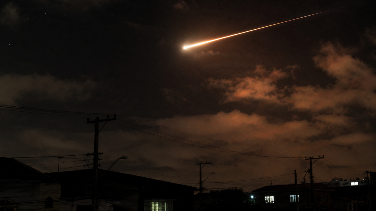 Por que meteoros fazem estrondos tão fortes se muitos deles nem chegam inteiros ao solo