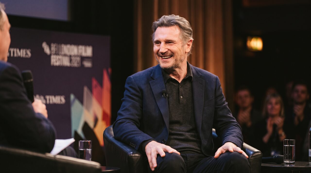 Liam Neeson,: “É curioso, mas chega um momento na vida em que você acha que já fez todos os amigos que iria fazer.”