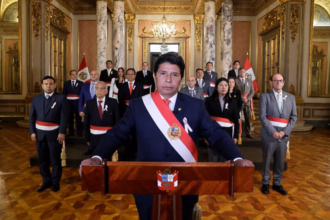 Crusoé: Os fantasmas golpistas na eleição peruana