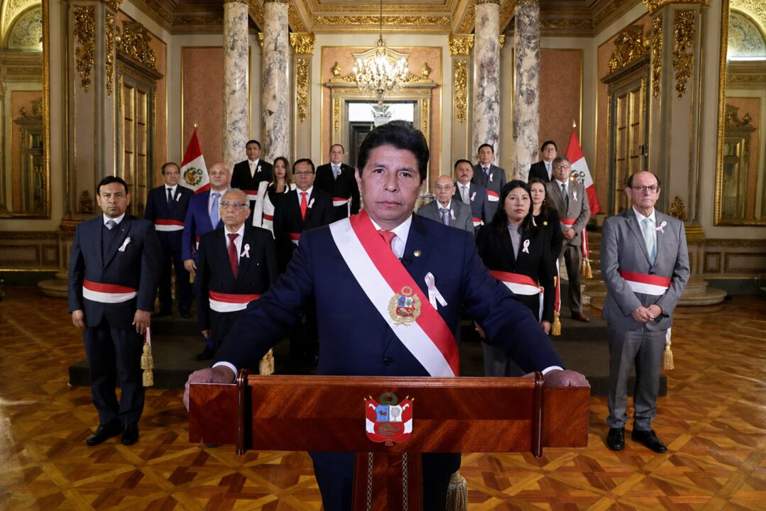 Crusoé: Os fantasmas golpistas na eleição peruana