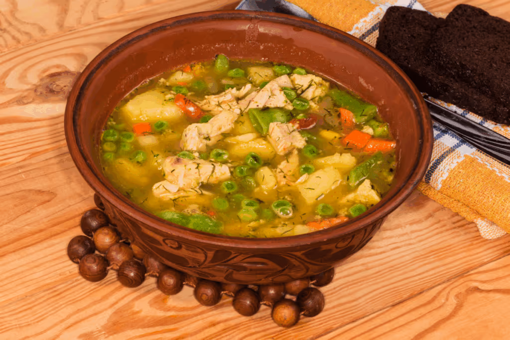 Jantar saudável: 4 sopas ricas em proteínas para os dias frios