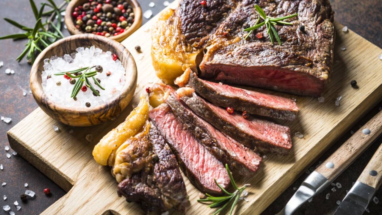 Tempero caseiro universal para carnes carne bovina, frango, porco e peixe em uma única receita