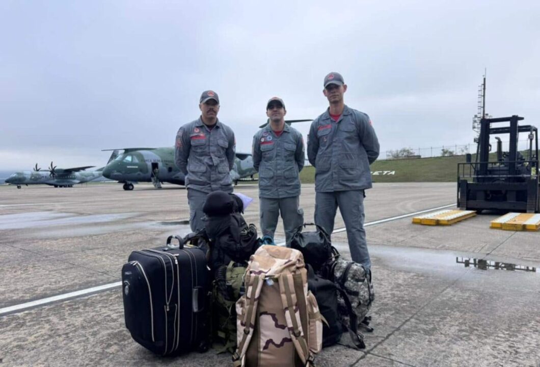 Bombeiros de SP partem para resgate na Venezuela