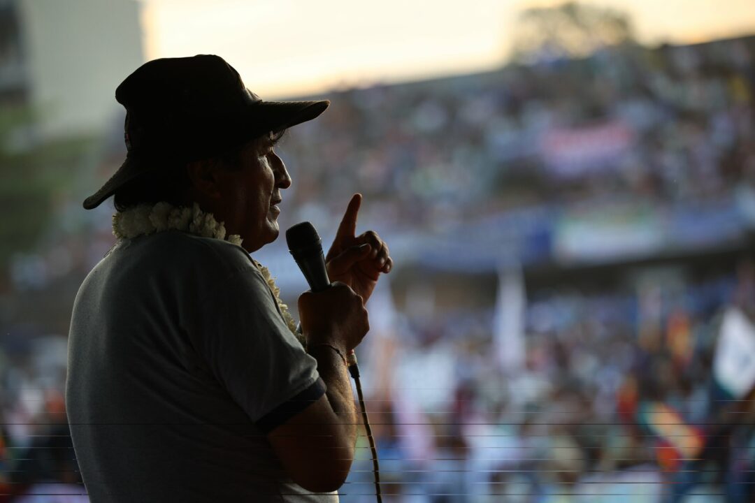 Crusoé: Evo Morales desafia Rodrigo Paz: “Se é tão durão, que venha”
