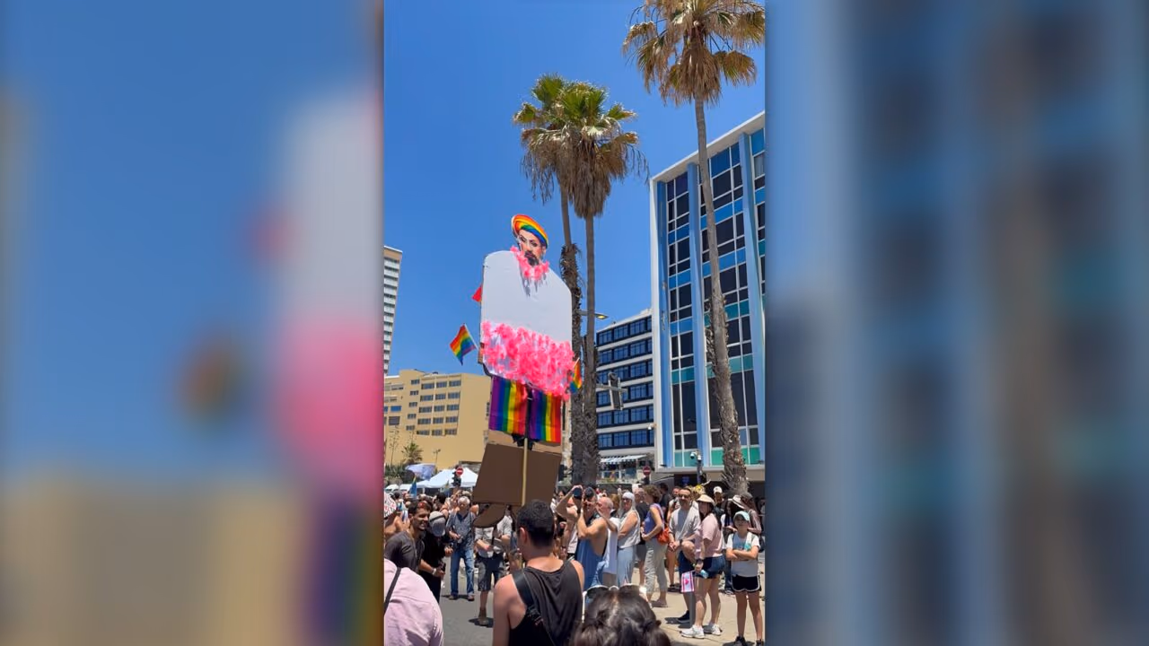 Crusoé: Filho de Khamenei na parada gay de Tel Aviv
