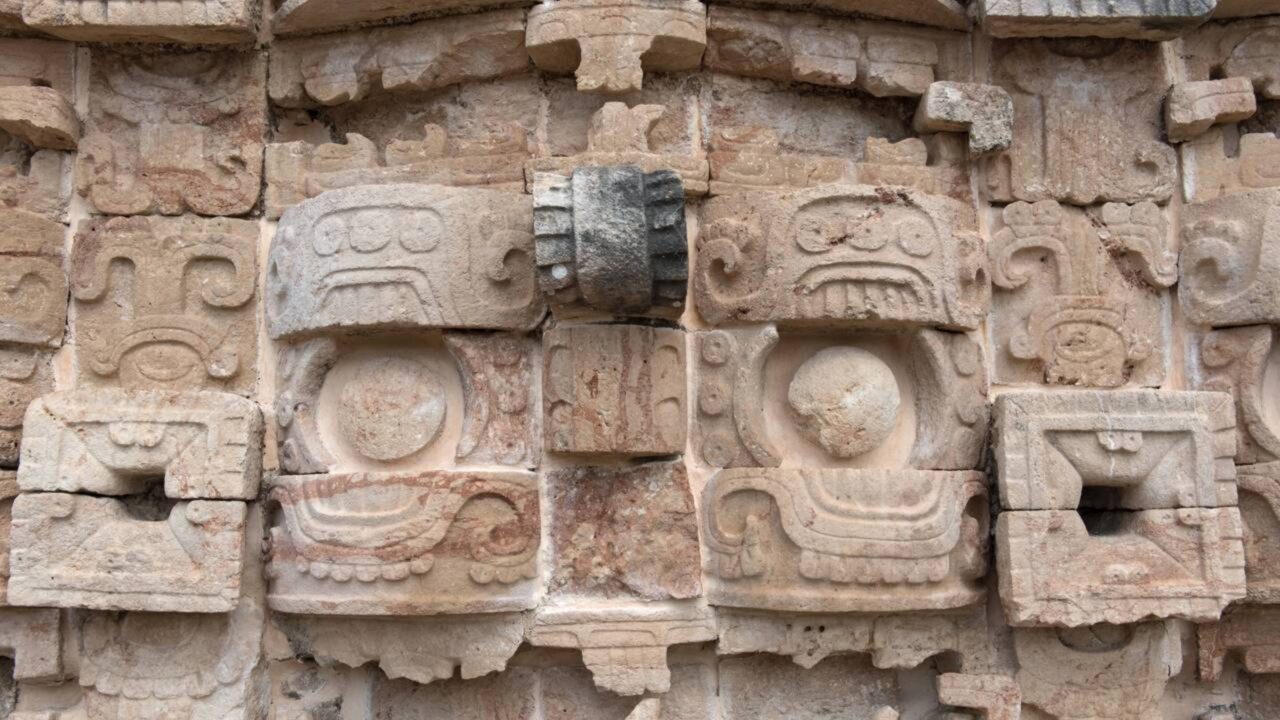 Cidade maia perdida é descoberta por acaso em dados antigos e revela o que a selva ainda pode esconder