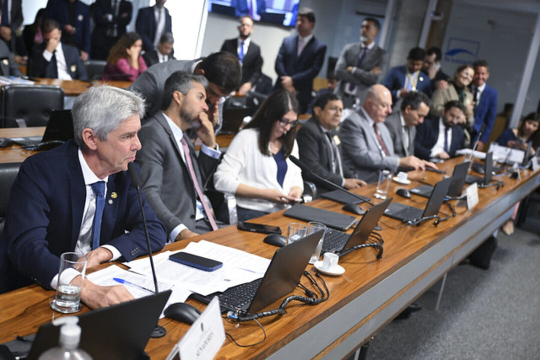 Crusoé: Comissão aprova PL que impede bloqueio de gastos de agências reguladoras