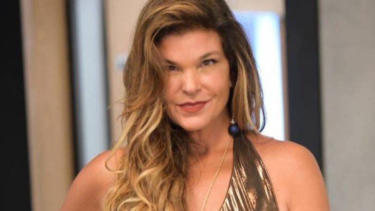 Longe da TV, Cristiana Oliveira festeja recomeço na carreira
