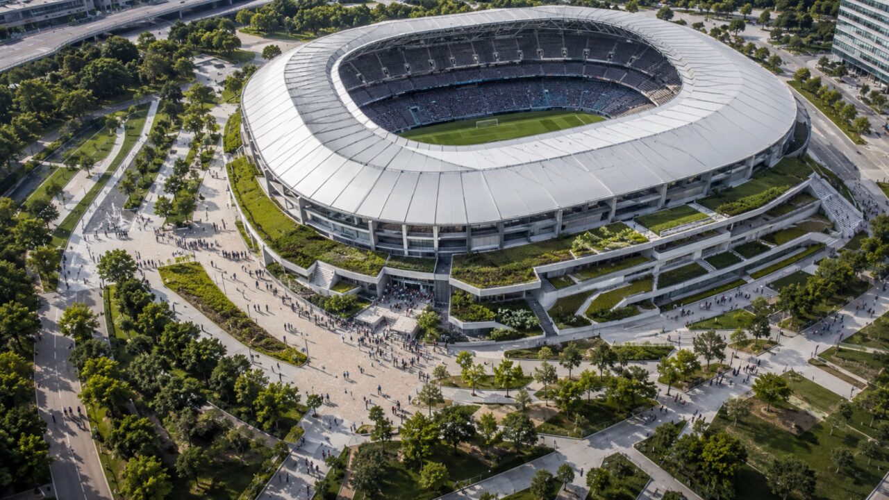 Projeto combina arena esportiva, paisagismo urbano e preparação para a Expo 2027 em Belgrado