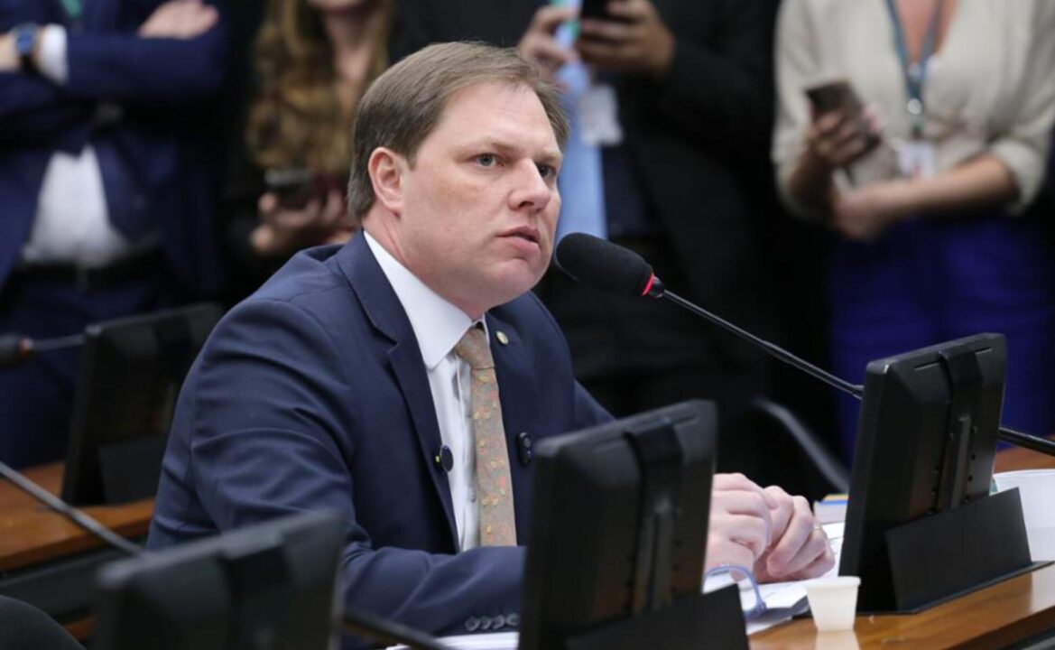 Deputado cobra informações do governo sobre prevenção de eventos climáticos extremos