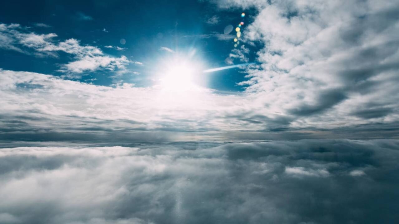 Na Lua, os astronautas viram um Sol branco, revelando que o tom amarelado observado da Terra é criado pela nossa própria atmosfera