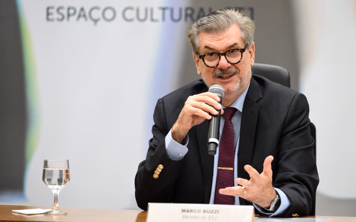 PGR: servidoras evitavam ministro do STJ que alegou disfunção erétil