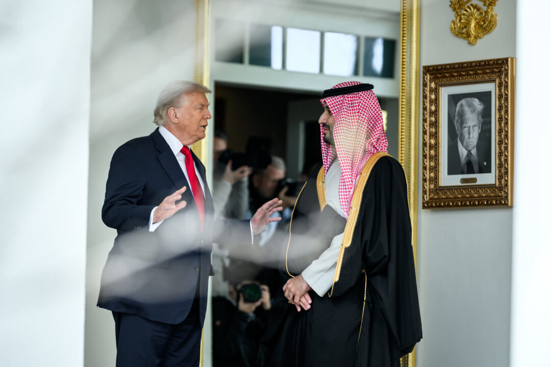 Crusoé: Trump empurra Arábia Saudita para acordo com Israel