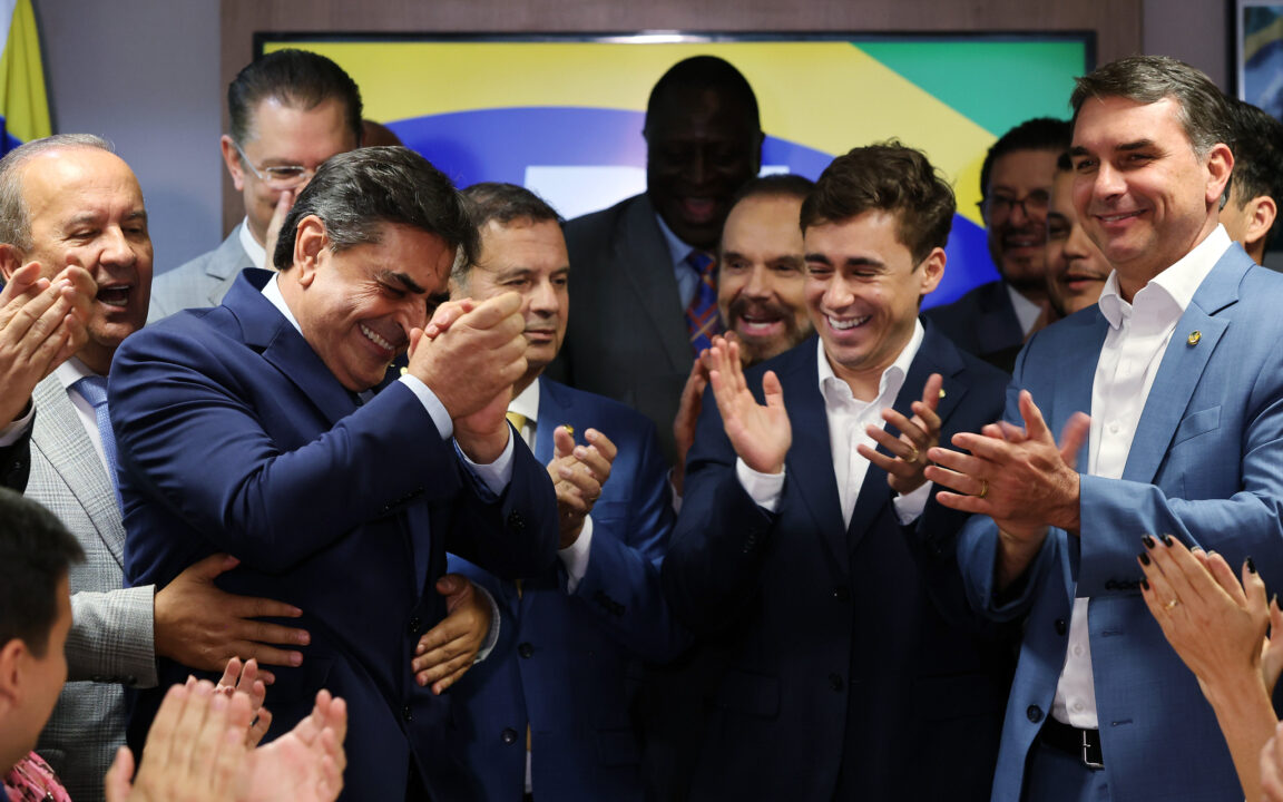 O PL Homem de Flávio Bolsonaro