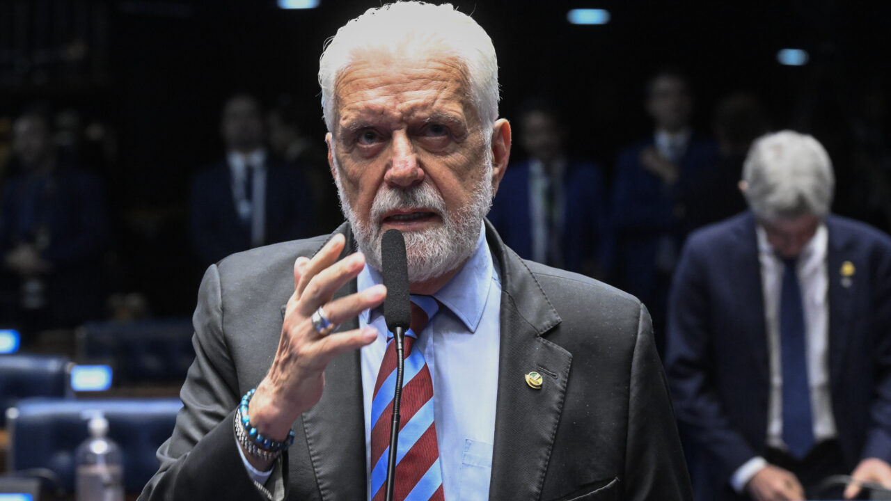 “Tenho certeza de que vou provar minha inocência”, diz Jaques Wagner