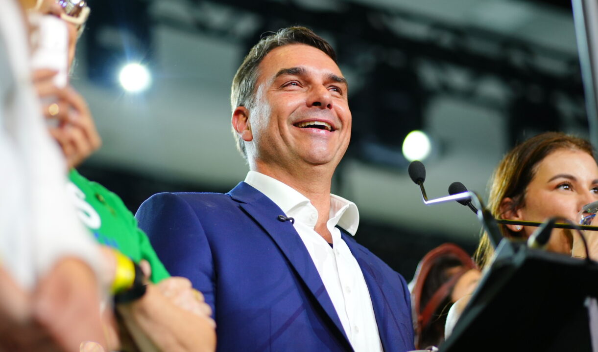 Flávio ainda não perdeu o eleitor independente