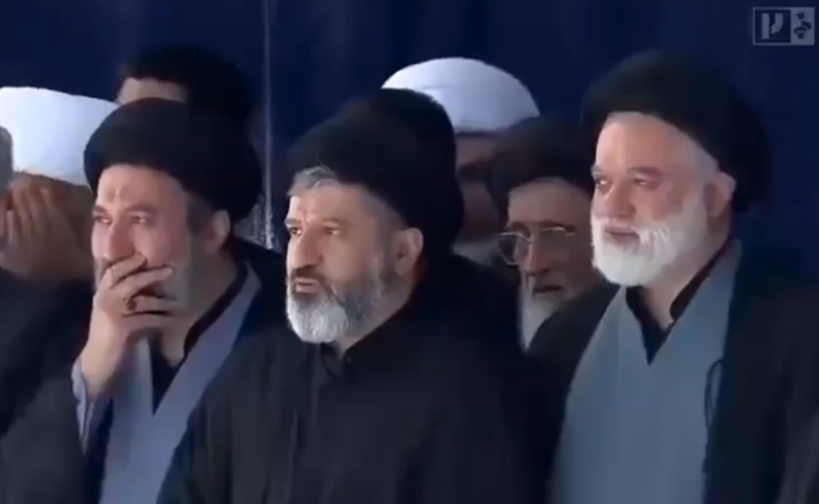 Três filhos de Khamenei vão a funeral em Teerã