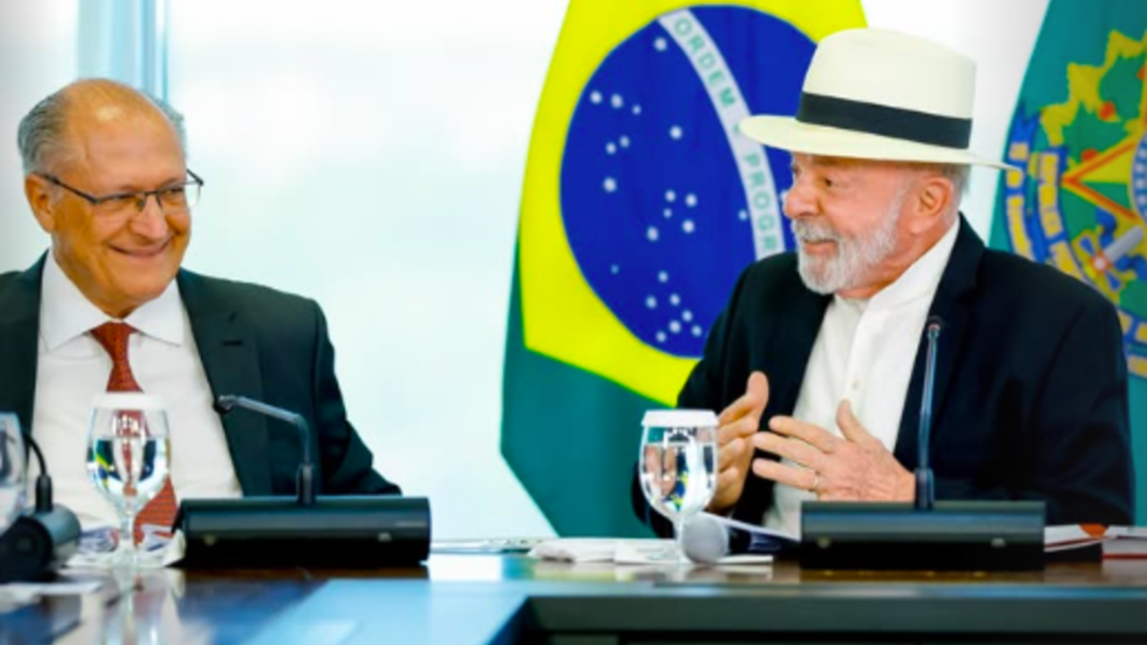 Quaest indica vantagem maior de Lula sobre Flávio