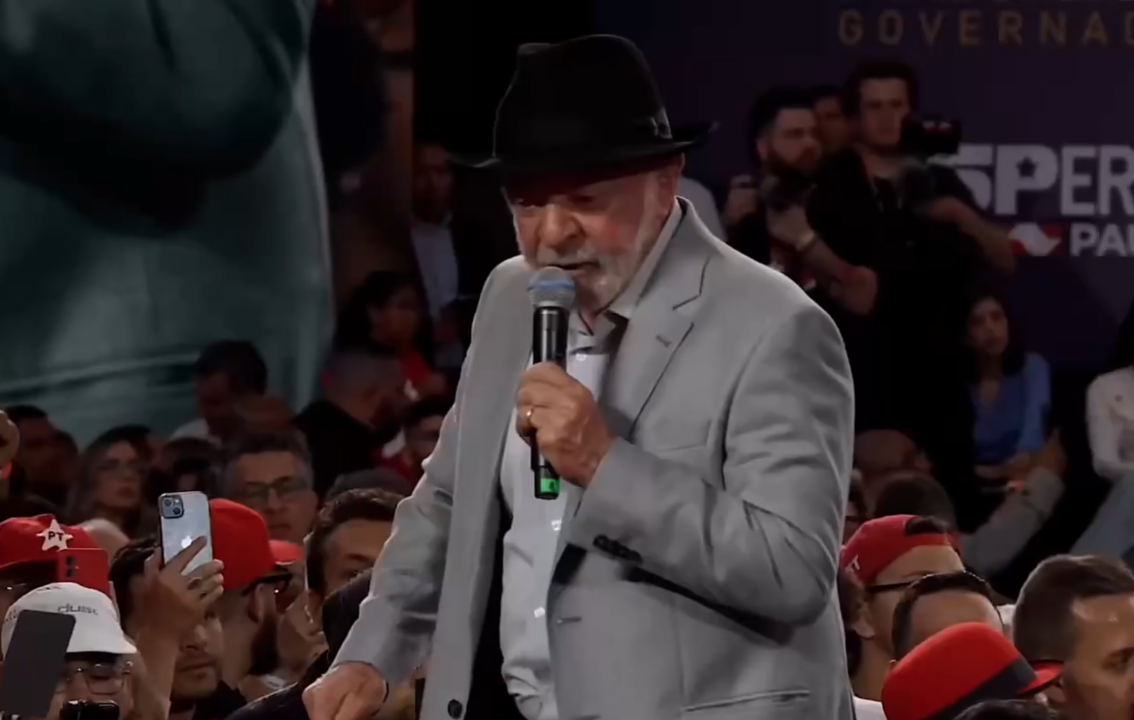 Quem vier se meter nas eleições brasileiras vai apanhar, diz Lula