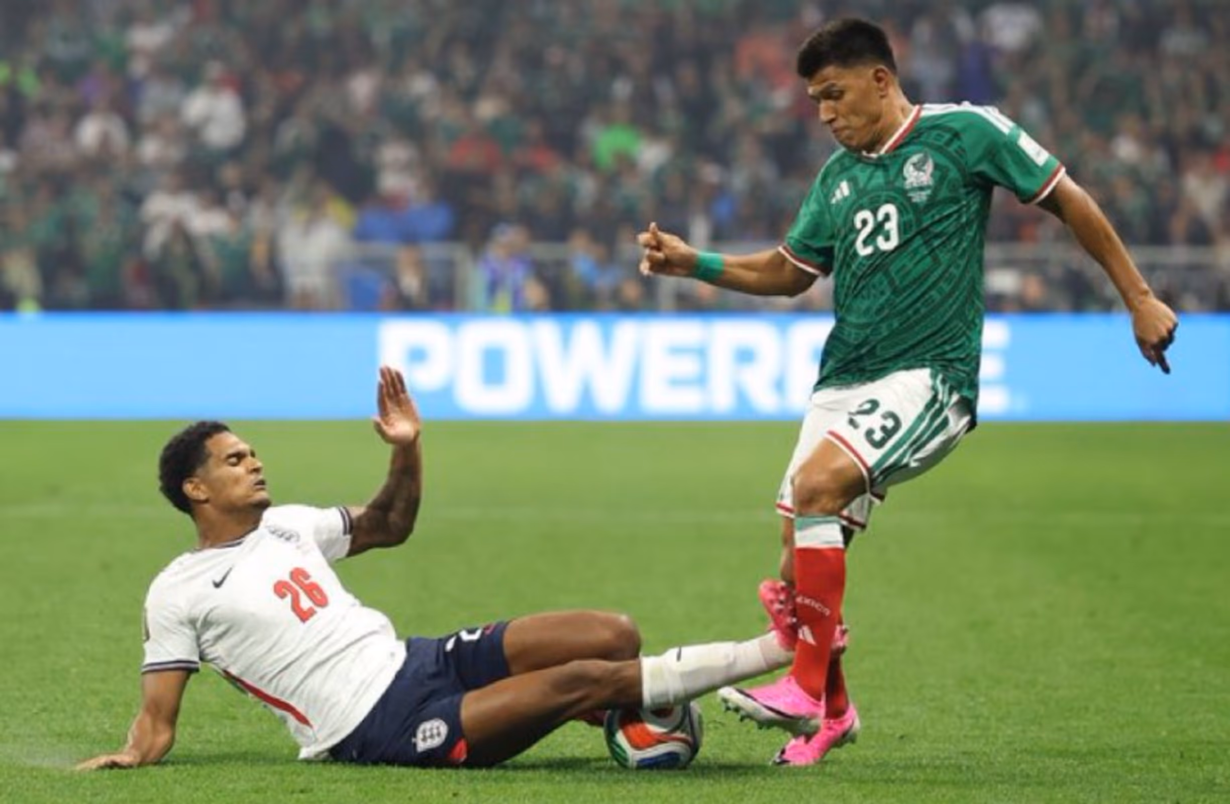 Deputado britânico pede à Fifa revisão de suspensão de Quansah