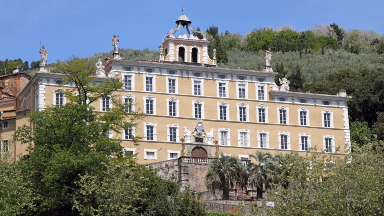 Custa mais de 12 milhões de dólares por dia e é do século XV: Este é o palácio luxuoso alugado por Leonardo Farkas em Veneza