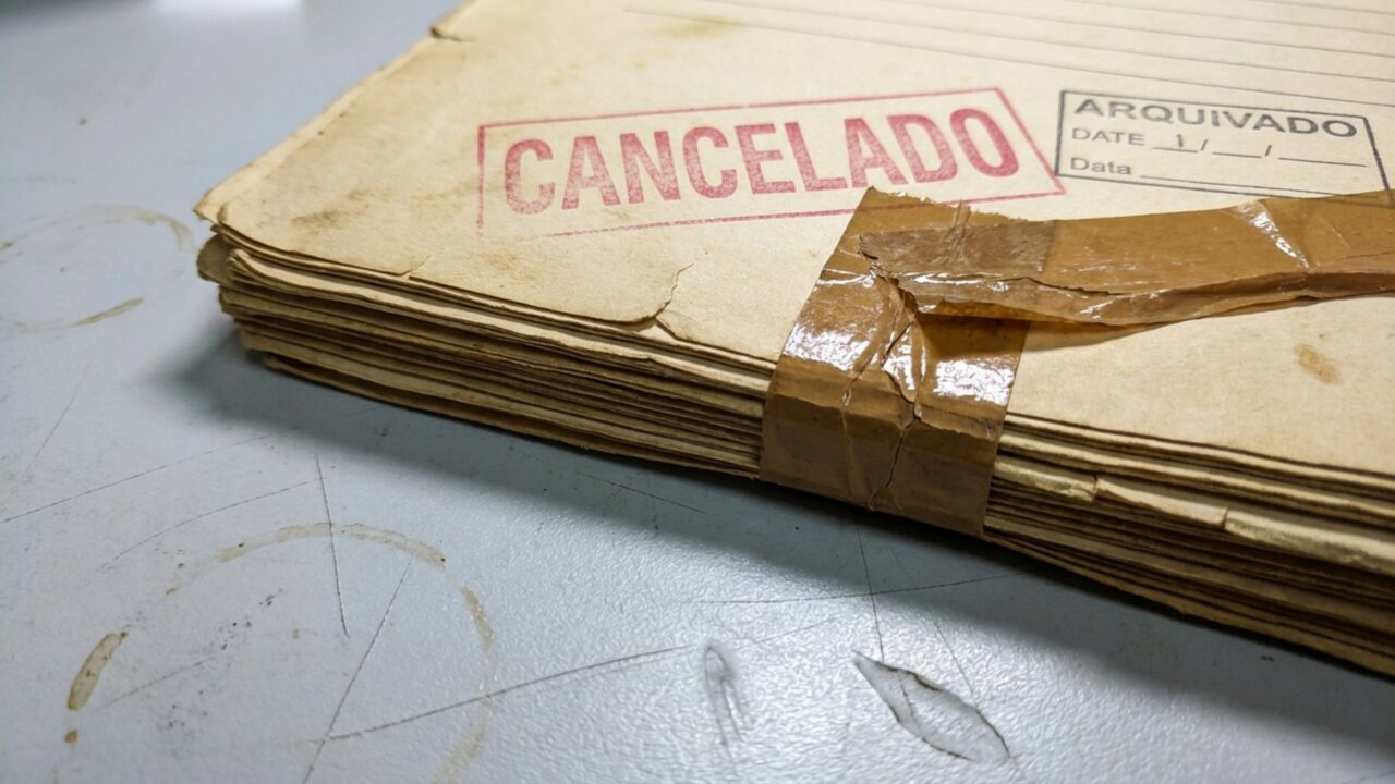 Gigante da energia esconde dívidas e desaba com R$ 159 bilhões atingindo mais de 20 mil trabalhadores