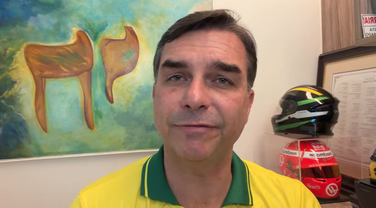 Flávio lê carta de Bolsonaro: “O momento é de arregaçar as mangas”