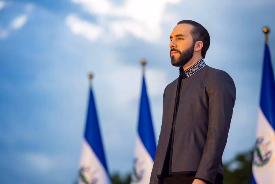 Crusoé: Bukele confirma plano para terceiro mandato