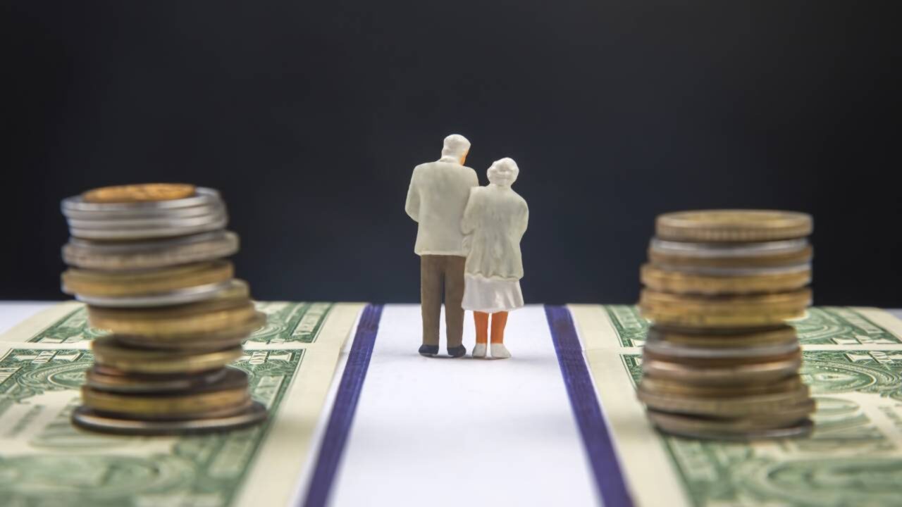 Idosos de 60, 64, 70 anos ou mais vão precisar de autorização de um responsável para realizar transações financeiras