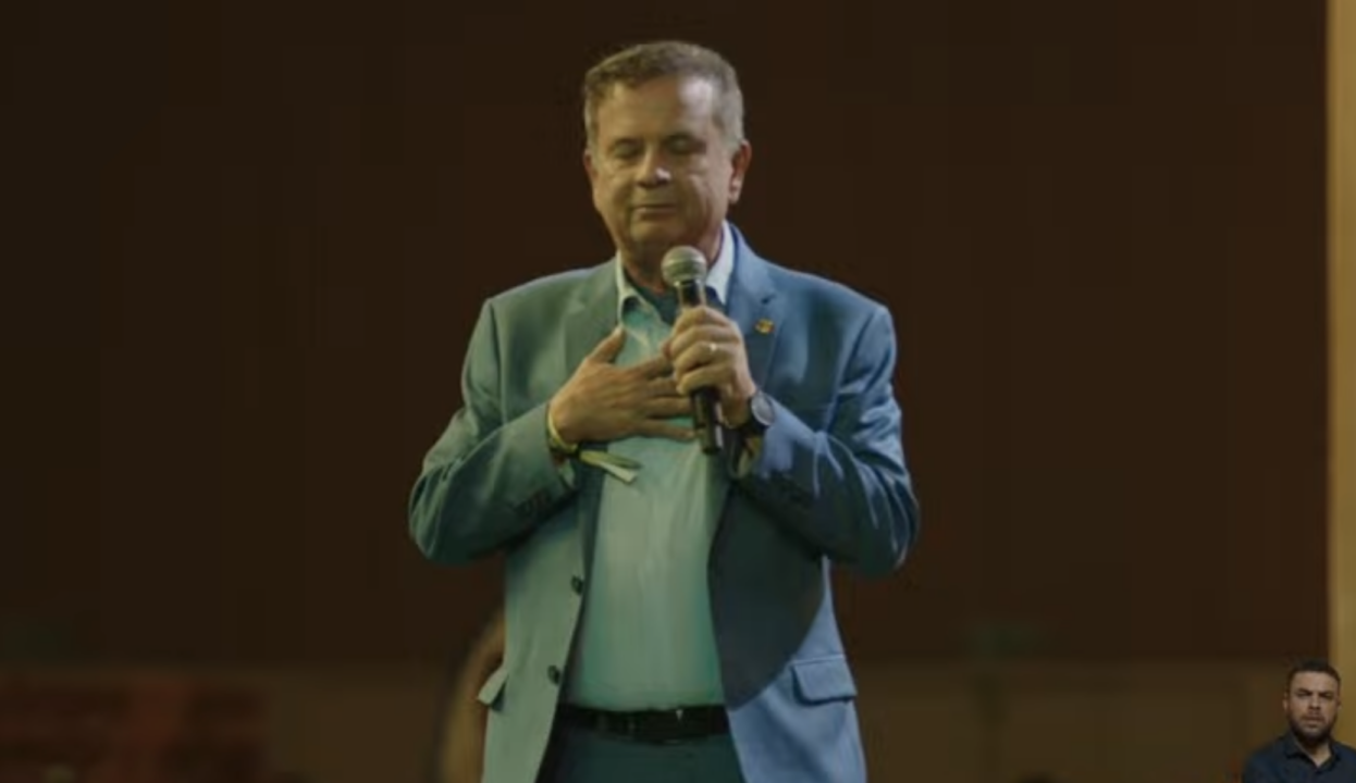 É preciso “varrer a corja do PT”, diz Rogério Marinho