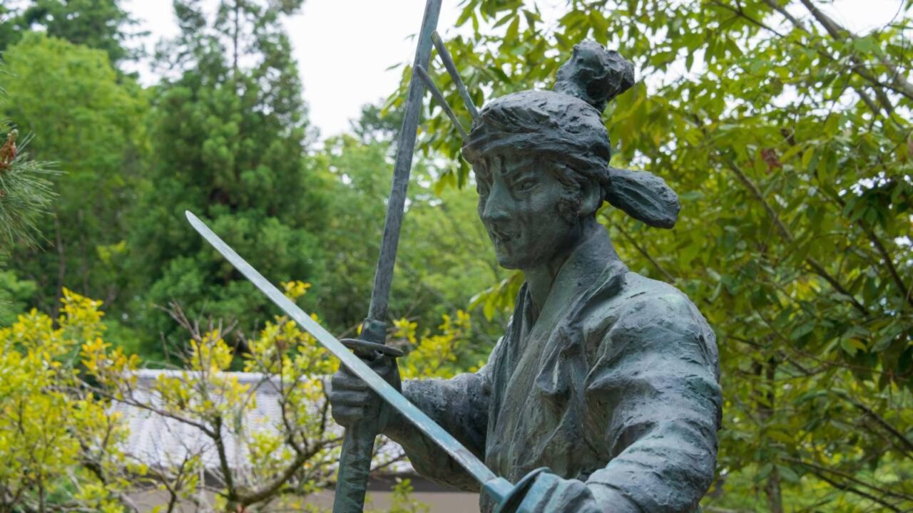 Miyamoto Musashi, samurai que via flexibilidade como caminho para sobreviver a qualquer combate: “Você deve entender que há mais de um caminho até o topo da montanha”